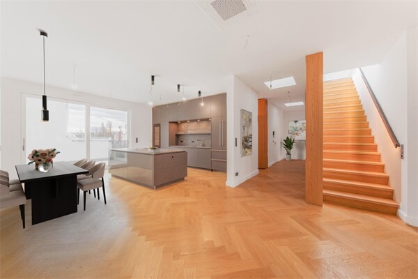 NEUER KP- EXKLUSIVES DESIGNER-PENTHOUSE MIT TRAUMDACHTERRASSE & 360° VIEW - dicht am Park!