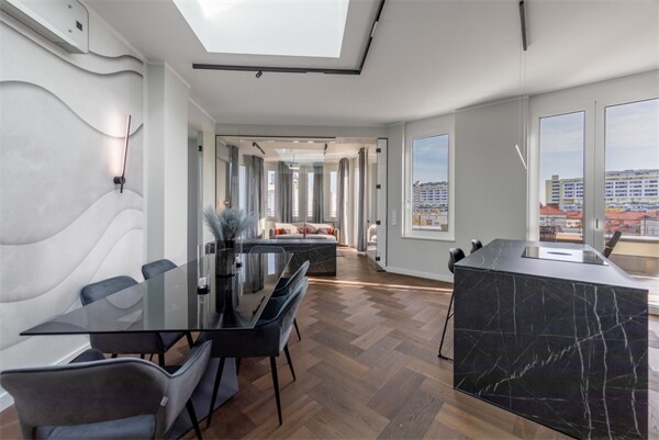 EXKLUSIVES DESIGNER-PENTHOUSE MIT 180° WEITBLICK - ALS UNIKAT