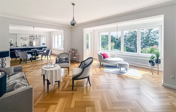 EXKLUSIVES WOHNEN IM ENERGIE-SPAR-HAUS- in ruhgier Villenlage