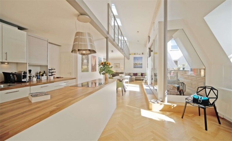 5.905,- pro QM- EINZIGARTIGE DACH-MAISONETTE MIT WEITBLICK über Berlin - Villenlage Dahlem