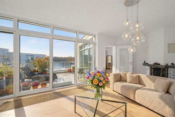 6.242,- pro QM- EXKLUSIVES SEE-TERRASSEN-PENTHOUSE AM WASSER