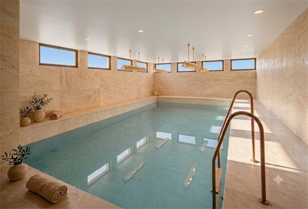 NEUER KP-5.200,-pro QM 1.372 QM SONNENGRUNDSTÜCK MIT GERÄUMIGER VILLA mit 70 qm Poolhalle